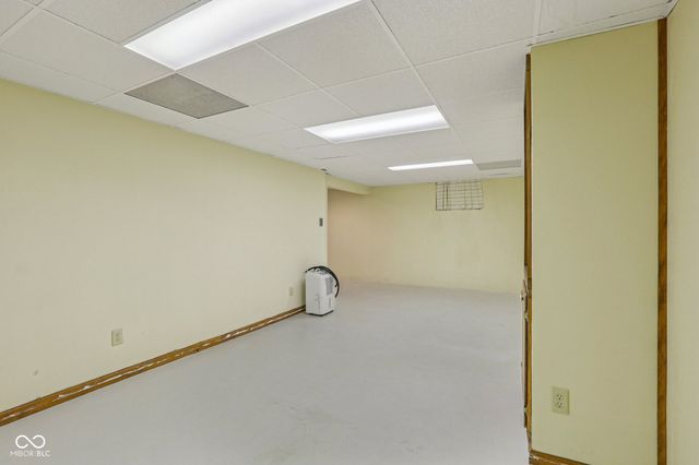 2214 Mann Drive, Beech Grove, IN 46107