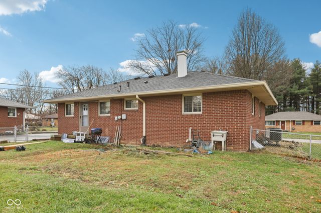 2214 Mann Drive, Beech Grove, IN 46107