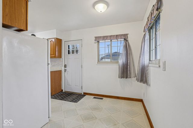 2214 Mann Drive, Beech Grove, IN 46107