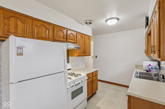 2214 Mann Drive, Beech Grove, IN 46107