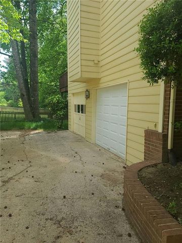 310 Milesford Court, Alpharetta, GA 30022