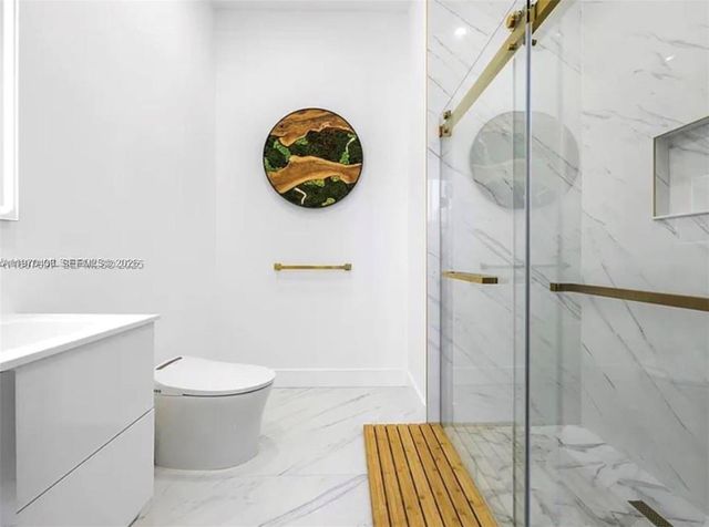 2225 NE 19th St, Fort Lauderdale, FL 33305