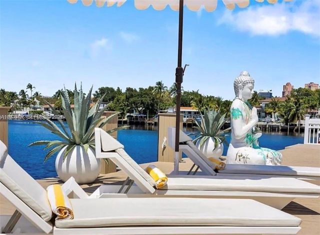 2225 NE 19th St, Fort Lauderdale, FL 33305