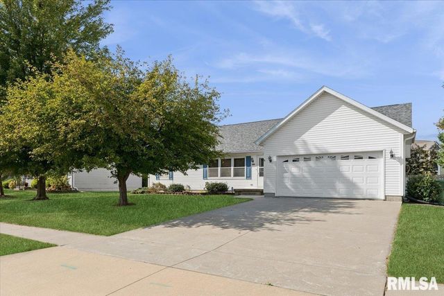 1500 11TH Street NW, Clinton, IA 52732