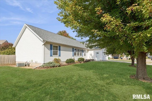 1500 11TH Street NW, Clinton, IA 52732