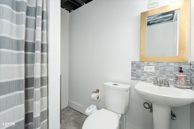 2002 S Kristina Lane, Round Lake, IL 60073