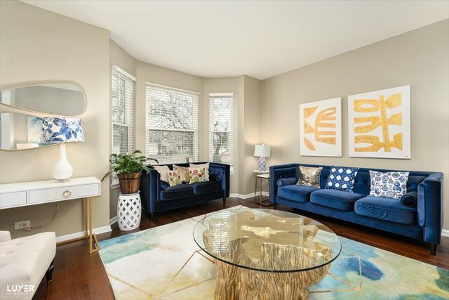 2002 S Kristina Lane, Round Lake, IL 60073