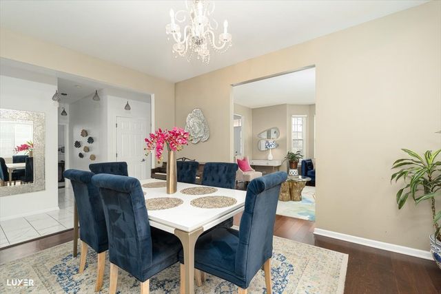 2002 S Kristina Lane, Round Lake, IL 60073