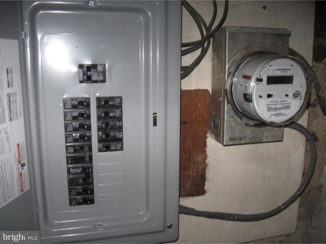 332 DALY ST, Philadelphia, PA 19148