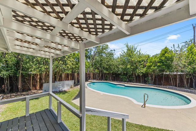 6467 Kirkwood Road, Fort Worth, TX 76116
