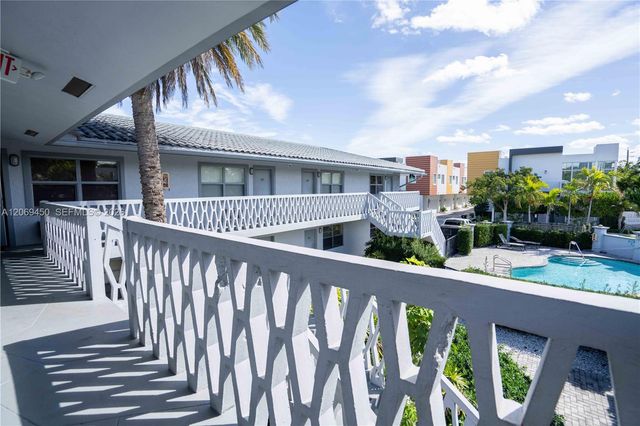 715 NE 6th Street 3, Fort Lauderdale, FL 33304