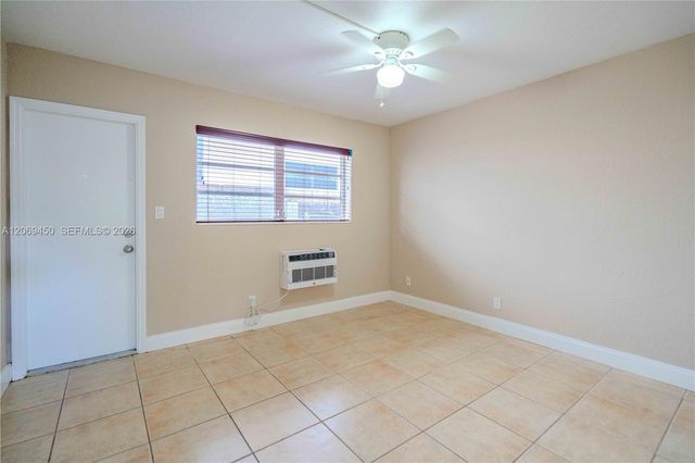 715 NE 6th Street 3, Fort Lauderdale, FL 33304