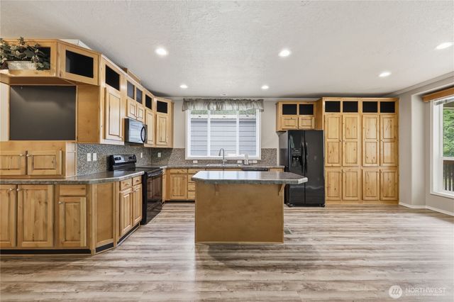 18740 Morganmarsh Lane W, Seabeck, WA 98380