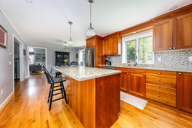 61 Angus Way, Centerville, MA 02632