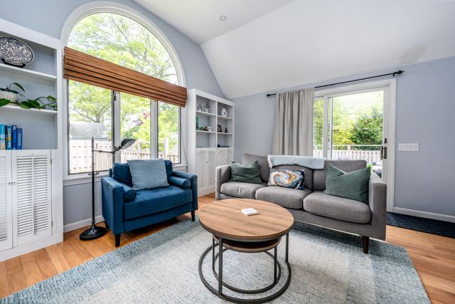 61 Angus Way, Centerville, MA 02632