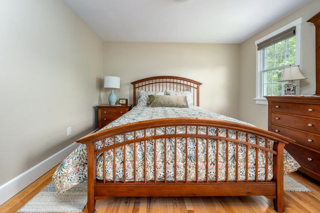 61 Angus Way, Centerville, MA 02632