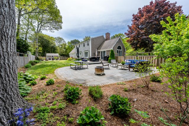 61 Angus Way, Centerville, MA 02632