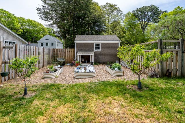 61 Angus Way, Centerville, MA 02632