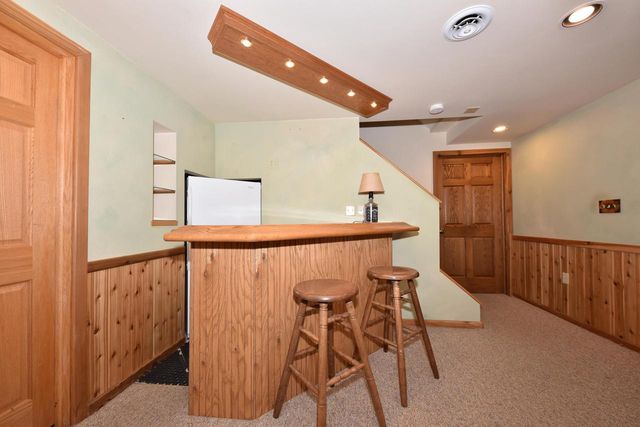 N105W16136 Brook Hollow DRIVE, Germantown, WI 53022