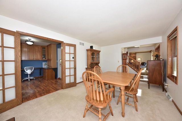 N105W16136 Brook Hollow DRIVE, Germantown, WI 53022