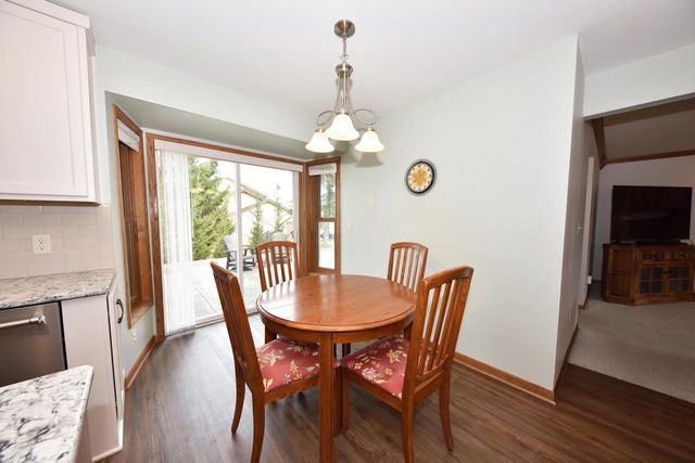 N105W16136 Brook Hollow DRIVE, Germantown, WI 53022