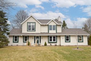 N105W16136 Brook Hollow DRIVE, Germantown, WI 53022