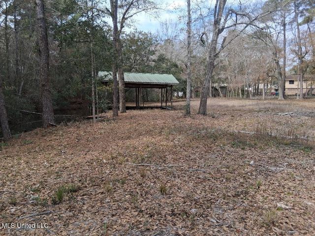 2498 Bayou Oaks Street, Gautier, MS 39553