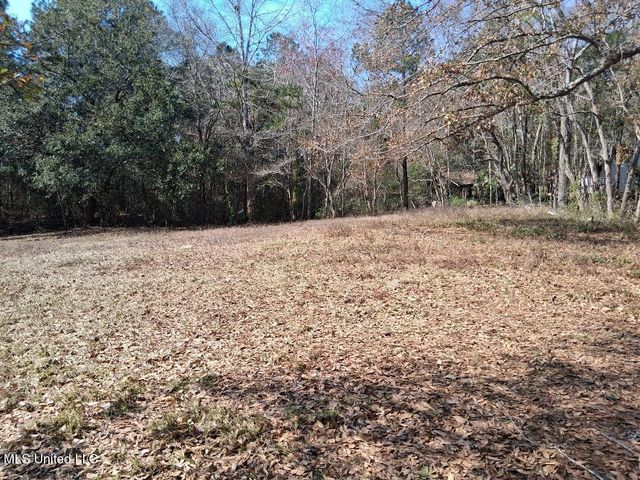 2498 Bayou Oaks Street, Gautier, MS 39553