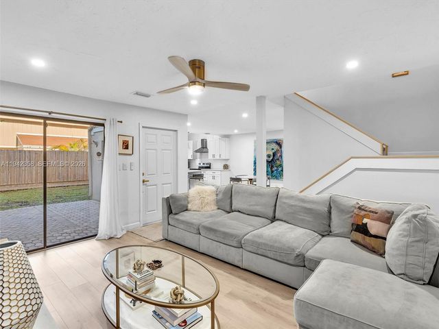 639 NW 132nd Ter, Plantation, FL 33325