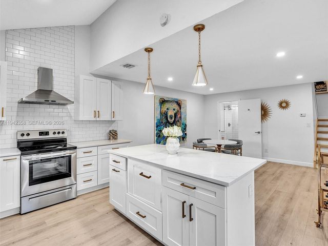 639 NW 132nd Ter, Plantation, FL 33325