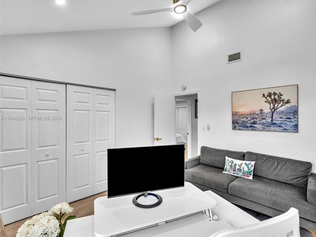 639 NW 132nd Ter, Plantation, FL 33325