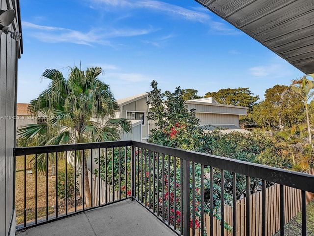 639 NW 132nd Ter, Plantation, FL 33325