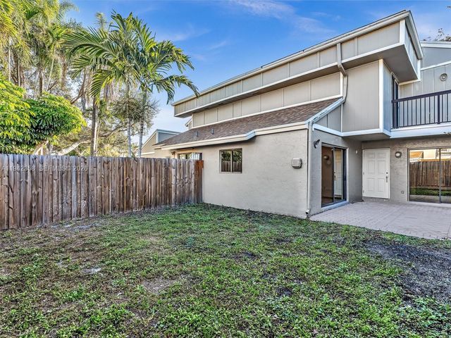 639 NW 132nd Ter, Plantation, FL 33325