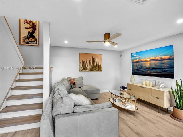 639 NW 132nd Ter, Plantation, FL 33325