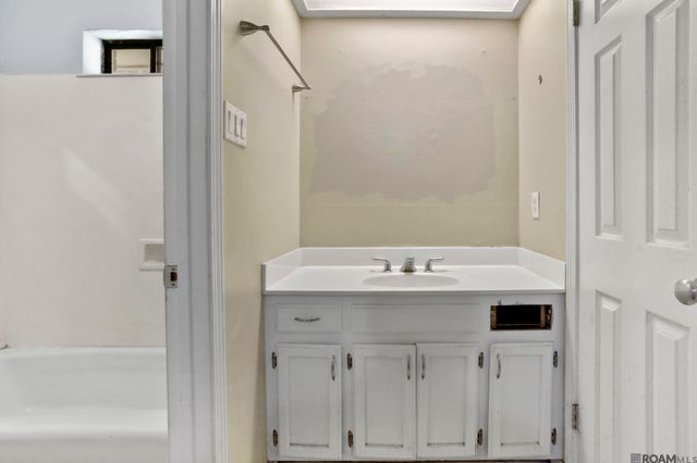 1416 Shadybrook Dr, Baton Rouge, LA 70816