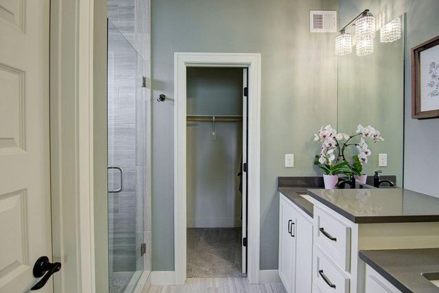 21207 W 190th Terrace, Spring Hill, KS 66083