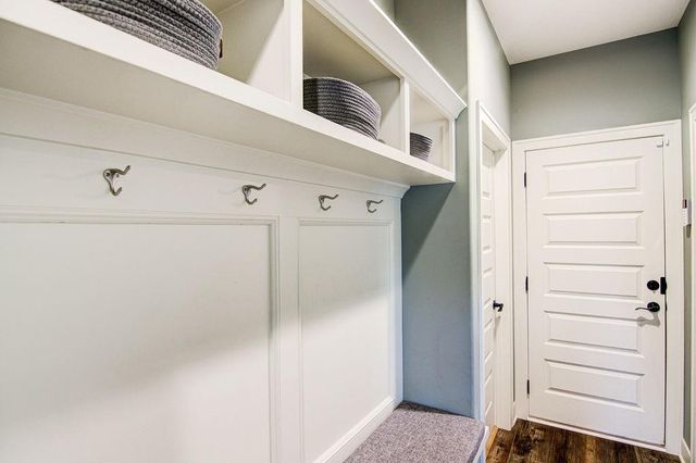 21207 W 190th Terrace, Spring Hill, KS 66083