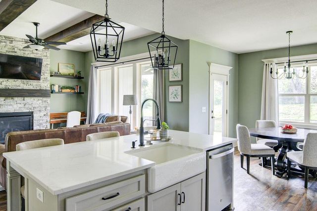 21207 W 190th Terrace, Spring Hill, KS 66083