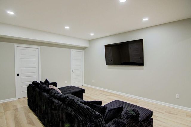 21207 W 190th Terrace, Spring Hill, KS 66083