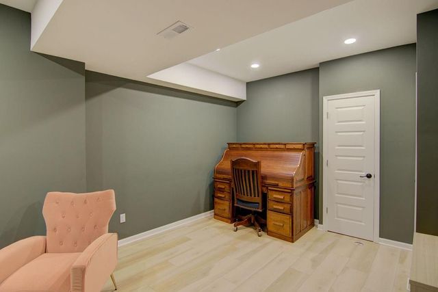 21207 W 190th Terrace, Spring Hill, KS 66083