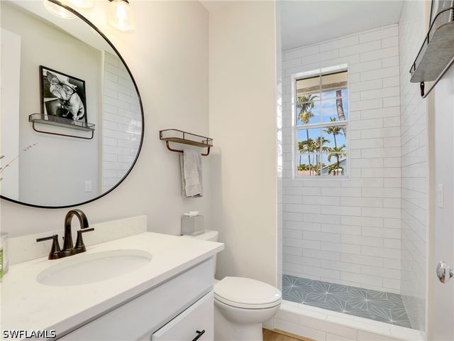 419 Spinnaker DR, Marco Island, FL 34145