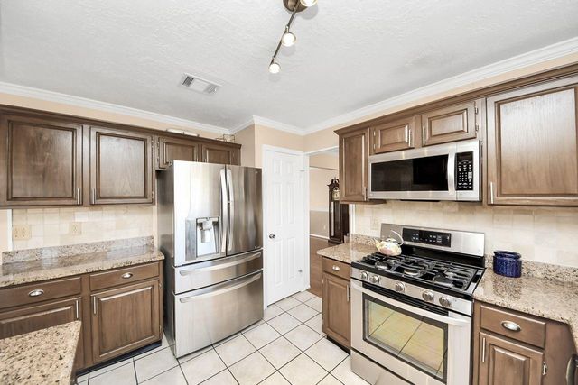 7607 Plumtree Forest Cir Circle, Houston, TX 77095