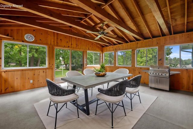 21120 Sierra DRIVE, Brookfield, WI 53045