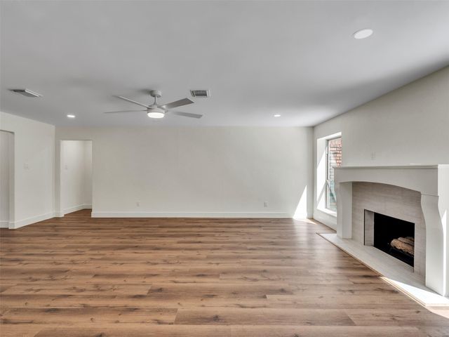 2109 Bay Hill Drive, League City, TX 77573