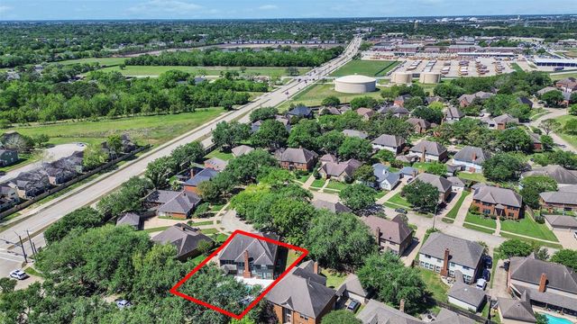 2109 Bay Hill Drive, League City, TX 77573