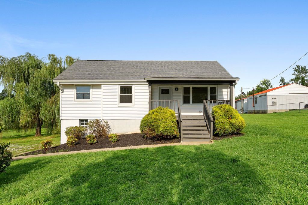 10786 New Cut Off Rd, Bon Aqua, TN 37025