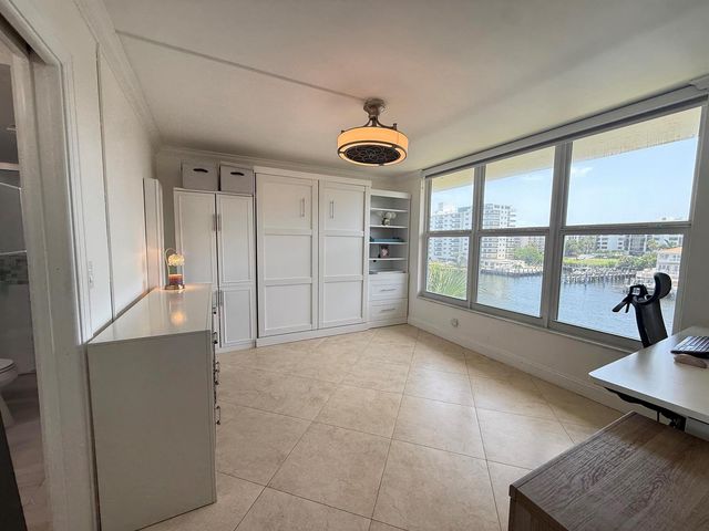3180 NE 48th Court 406, Lighthouse Point, FL 33064