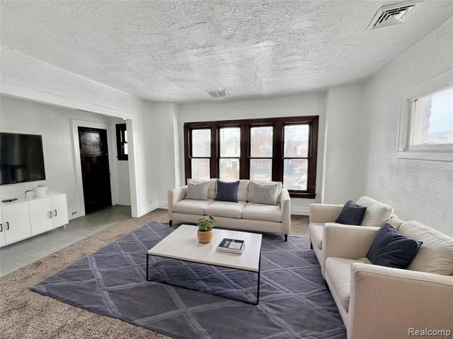 4013 Beniteau Street, Detroit, MI 48214