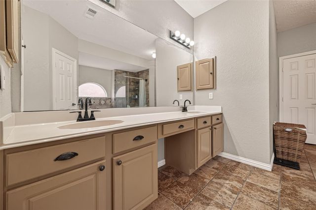 919 Tyler Run, Sugar Land, TX 77479