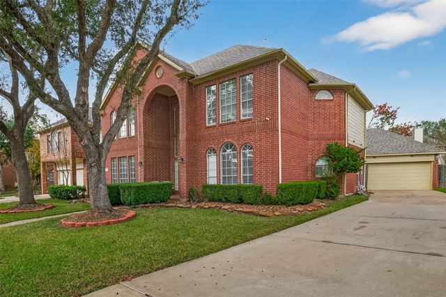 919 Tyler Run, Sugar Land, TX 77479